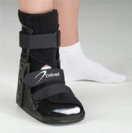 Tracker EX - Walker Boot Medium Hook and Loop Closure Left or Right Foot - 304F10