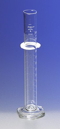 Pyrex - Graduated Cylinder Class A Borosilicate Glass 2,000 mL (64 oz.) - 30622L