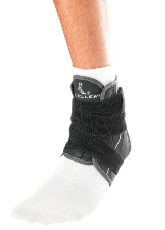 Mueller Sports Medicine Mueller Hg80 Ankle Brace Medium Lace-Up / Hook and Loop Closure Male 9 to 11 / Female 10 to 12 Left or Right Foot - 49712