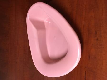 GMAX Industries Stackable Bedpan Mauve 2 Quart / 1893 mL - GP21004