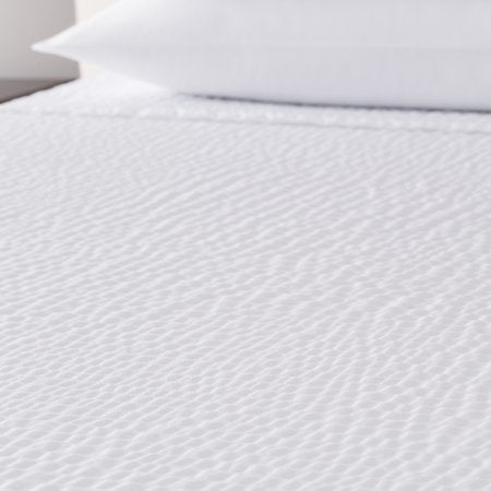 Cumulus - Coverlet 93 W X 110 L Inch Cotton 65% / Polyester 35% White Ripple - Standard Textile - 30618700