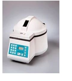BD BD Sero-Fuge 2002 Centrifuge 12 Place Fixed Angle Rotor Variable Speed Up to 3,550 RPM - 420352
