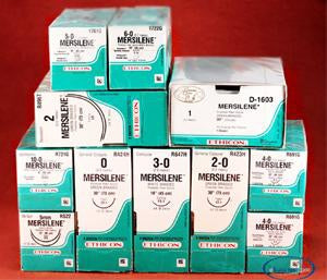 Mersilene - Suture with Needle Nonabsorbable Uncoated White Suture Braided Polyester Size 5 - 0 18 Inch Suture Double-Armed 8 mm Length 1/4 Circle Center Point Spatula Needle - 746G