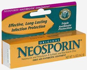 Warner Welcome Neosporin First Aid Antibiotic 0.5 oz. Ointment Tube - 501373005