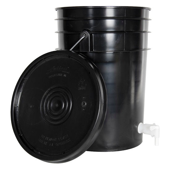 Bucket with Spigot & Lid