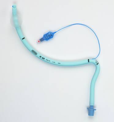 Smiths Medical Portex Directional Tube (PDT) Endotracheal Tube Cuffed 6.5 mm - 100/133/065