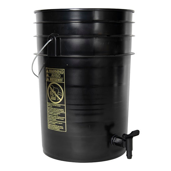 Bucket with Spigots and Lid