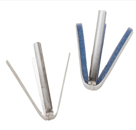DJO ProCare Finger Protector Splint Procare 4 Prong Aluminum Small / Medium - 79-71884