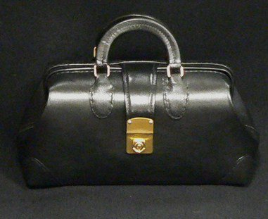 M.D. Line - Equipment Bag Black Leather 16 X 6 X 9 Inch - M25216BLK