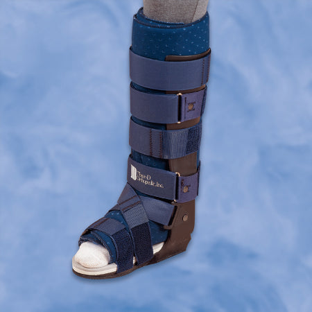 Three-D - Walker Boot X-Small Hook and Loop Closure Male Up to 5 / Female Up to 6 Left or Right Foot - SL5002-01