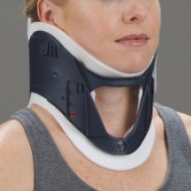 Deroyal Rigid Cervical Collar Emt Preformed Adult One Size Fits Most One-Piece / Trachea Opening Adjustable Height - A111000