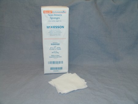 McKesson McKesson NonWoven Sponge Polyester / Rayon 4-Ply 3 X 3 Inch Square NonSterile - 93342000
