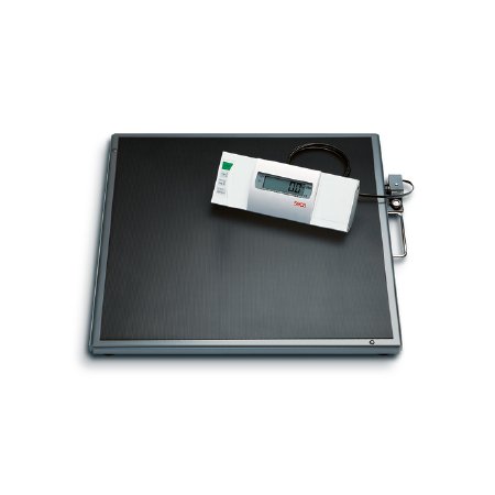 Seca 634 - Bariatric Floor Scale Remote Display Digital Display 800 lbs. / 360 kg Capacity Black Battery Operated - 6341321008