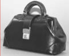 M.D. Line - Equipment Bag Black Leather 12L X 5W X 7H Inch - M25212BK