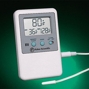Fisher Scientific Fisher Scientific Digital Laboratory Thermometer Fahrenheit / Celsius -58° to +158°F (-50° to +70°C) Short Epoxy Sensor Battery Operated - 15-077-8D