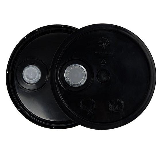 Bucket Lid with Pour Spout