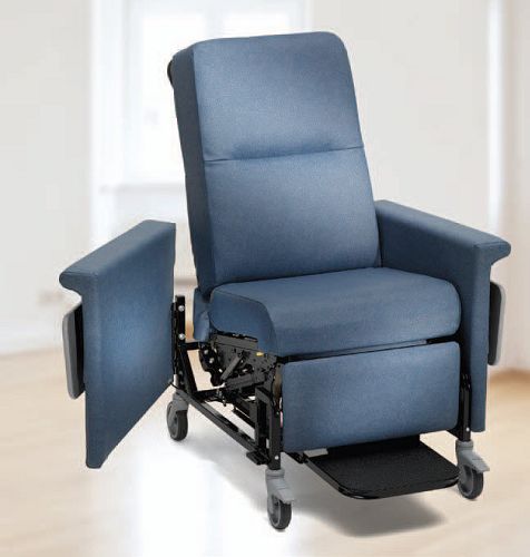 Champion Manufacturing RECLINER, MANUAL ASCENT STD VINYL SDE TBL/FT TRAY BONNIE BLU - 650T21-7J