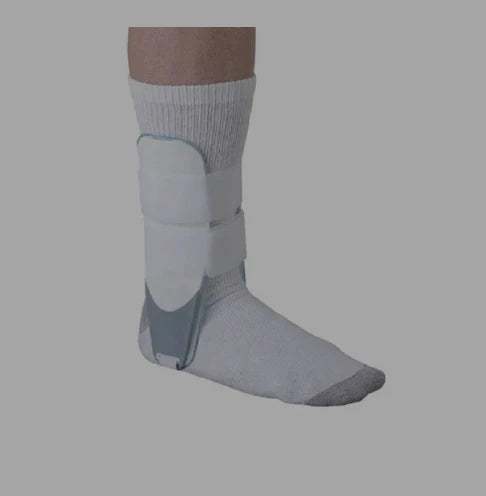 Airform Pre-Inflatable - Ankle Brace Youth Hook and Loop Closure Right Foot - 70101