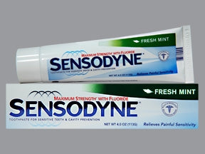 Glaxo Smith Kline - Toothpaste Mint Flavor 4 oz. Tube - 10158008111