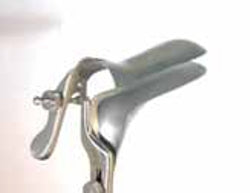 Medgyn Products MedGyn Vaginal Speculum Weisman-Graves NonSterile Surgical Grade Stainless Steel Medium Right Side Open Reusable Without Light Source Capability - 30911