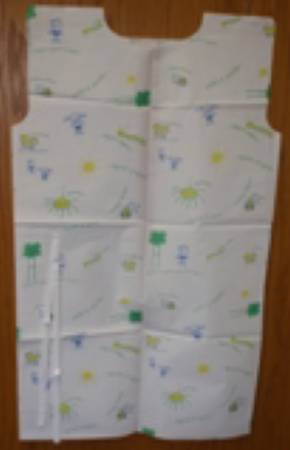Choice - Patient Exam Gown Medium Kid Design (Bugs and Things Print) Disposable - 981436