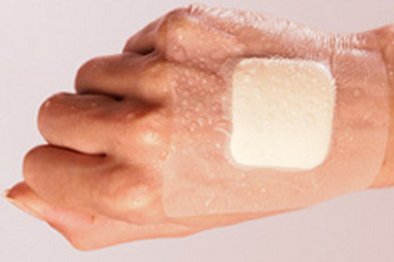 Hartmann HydroTac Comfort Foam Dressing 3 X 3 Inch Square Adhesive with Border Sterile - 685810