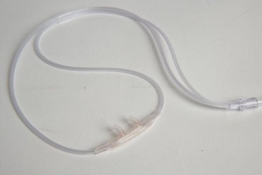 Salter Labs Salter-Style Nasal Cannula High Flow Adult Curved Prong / Non-flared Tip - 1600HF-7-25