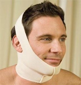 Medico International Cooljaw Neck/Chin Support Medium SuperSilky Fabric Beige - T-118-