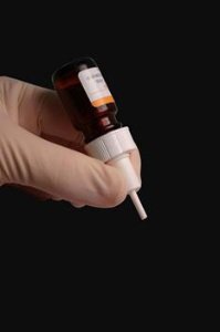 Dynamic Diagnostics Control Dropper Top Plastic White For 5 mL and 10 mL Threaded Control Vials - 2000-30
