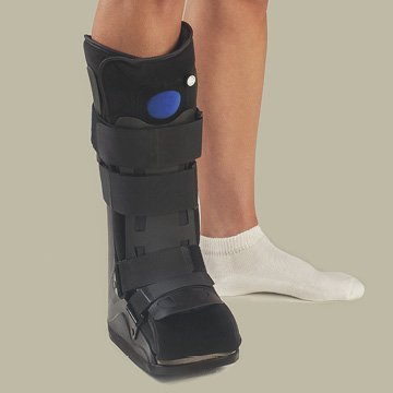 Deroyal Walker Boot  X-Large Hook And Loop Closure Male 11 To 16 / Female 13 And Up Left Or Right Foot - 15440008