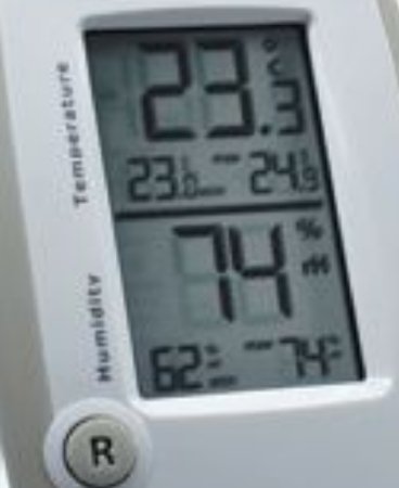 CardinalHealth - Digital Thermometer / Hygrometer Fahrenheit / Celsius 14° to 158° F Flip-out Stand / Wall Mount Battery Operated - CH9506-3