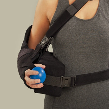 Deroyal Shoulder Sling  One Size Fits Most Buckle Closure Left Or Right Arm - 11620000