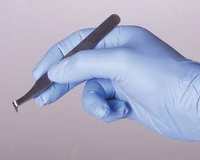 Fisher Scientific Safety Choice Exam Glove Medium NonSterile Nitrile Standard Cuff Length Textured Fingertips Blue Not Chemo Approved - 19-170-010B