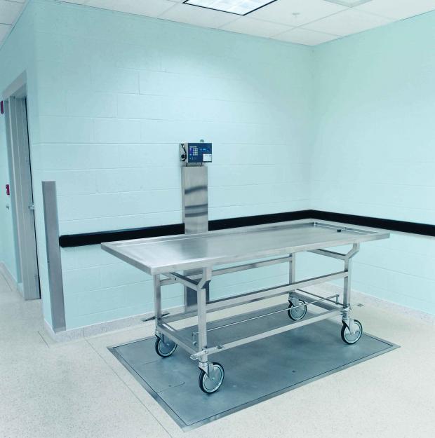 Mopec Floor Scale with Digital Readout without Ramps – BB150
