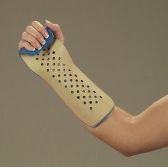 Deroyal Wrist Splint  Right Hand - 500W40