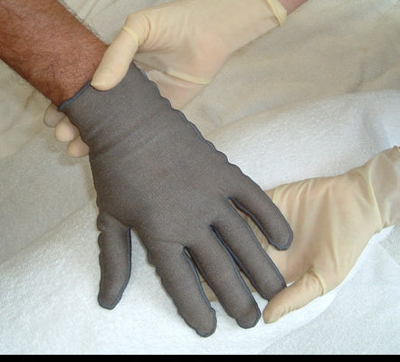 Derma Sciences SilverSeal Burn Glove with Silver Sterile - SSBWCDM1