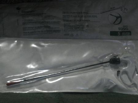 J & J Healthcare Systems Endopath Endoscopic Grasper 33 cm 5 mm - 5DSG
