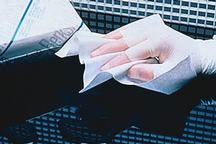 Durx 670 - Cleanroom Wipe ISO Class 5-8 White NonSterile Cellulose / Polyester 12 X 12 Inch Disposable - 0666530C