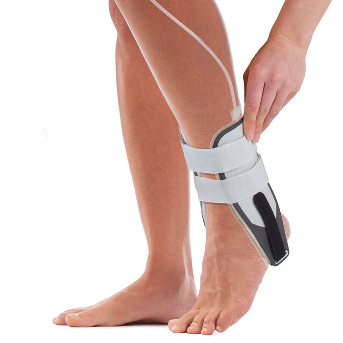 Mueller Sports Medicine Mueller Ankle Brace One Size Fits Most Hook and Loop Strap Closure Left or Right Ankle - 6417