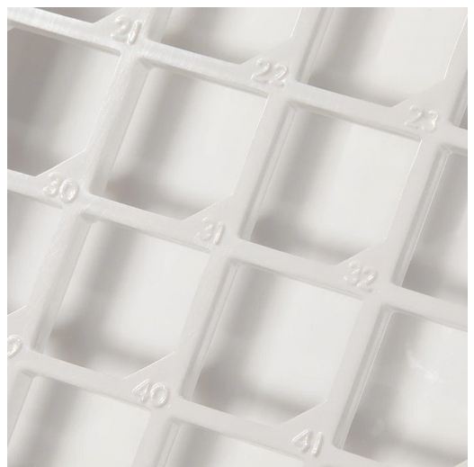 Fisher Scientific Thermo Scientific Nalgene Cryogenic Storage Box 2 X 5.25 X 5.25 Inch White Polycarbonate 81 Vials - 5026-0909