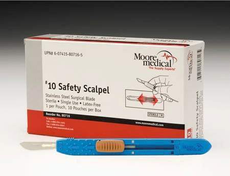 McKesson McKesson Safety Scalpel Size 11 Stainless Steel / Plastic Sterile Disposable - 80717