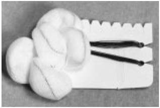 Teleflex Medical Surgical Tonsil Sponge X-Ray Detectable Cotton / Gauze 5 Count Pack Sterile - 200340