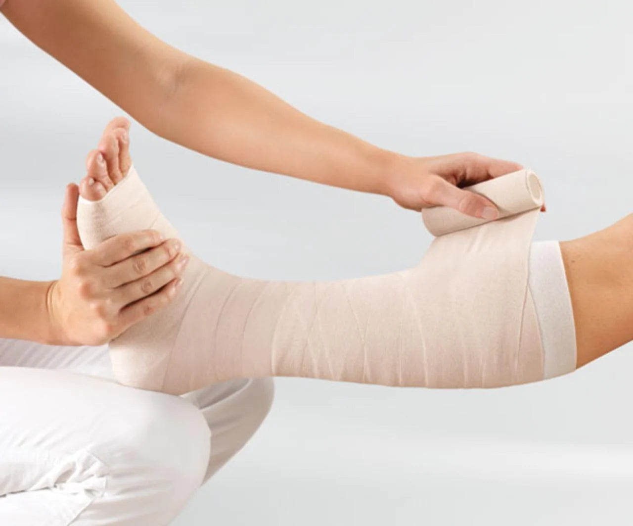Rosidal CC - Compression Bandage 4 Inch X 6-3/5 Yard Standard Compression Self-adherent Closure Tan NonSterile - 33499